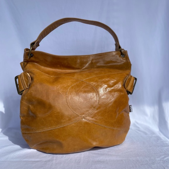 Tano Brand Distressed Hobo Shoulder Bag w Grommets - Picture 2 of 3